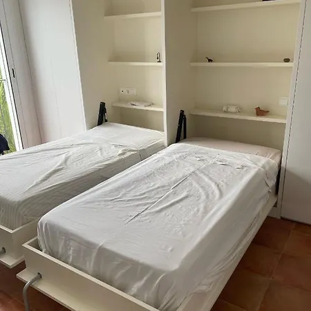Apartment Smallville - Sitges Independiente 4 Personas Con Piscina *
